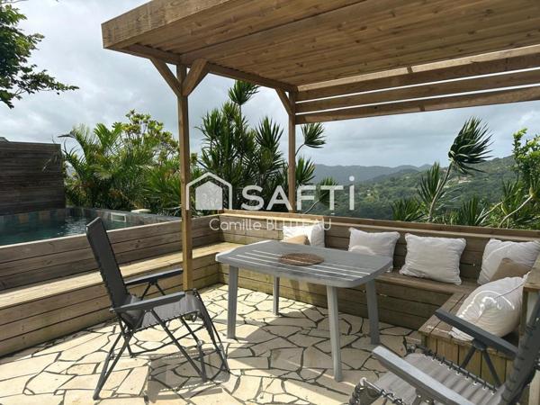 Villa T4 avec piscine, vue panoramique et terrain arboré