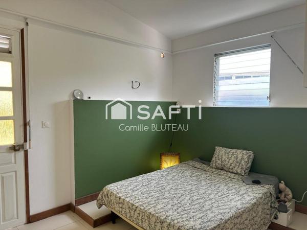 Villa T4 avec piscine, vue panoramique et terrain arboré