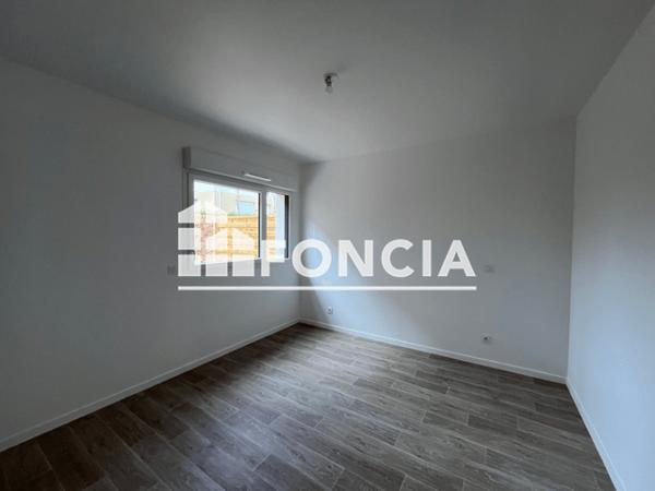 Location Appartement 2 pièces 41.95 m² - Laval 53000