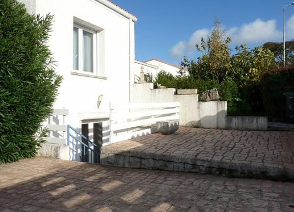 Maison à vendre    6 pièces •  Royan