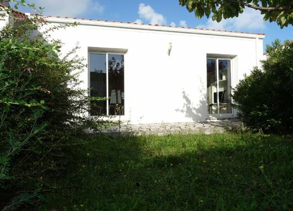 Maison à vendre    6 pièces •  Royan