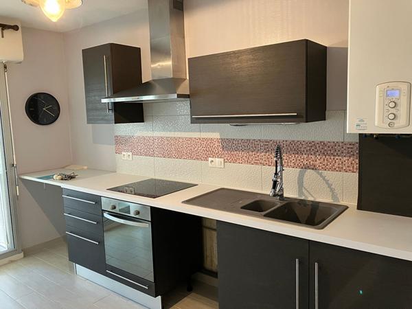 A vendre, appartement de 3 pièces,67m², à Royan proche du marché central !