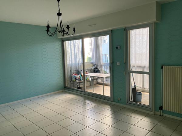 A vendre, appartement de 3 pièces,67m², à Royan proche du marché central !