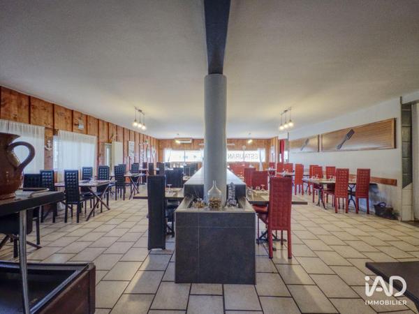 Murs commerciaux  à vendre 850 m² Nîmes-Saint-Césaire