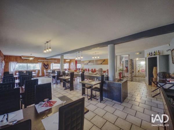 Murs commerciaux  à vendre 850 m² Nîmes-Saint-Césaire