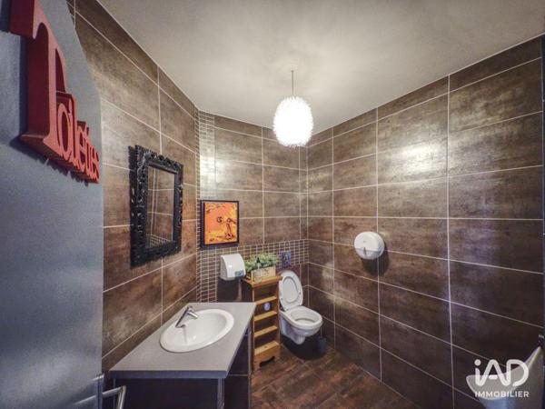 Murs commerciaux  à vendre 850 m² Nîmes-Saint-Césaire