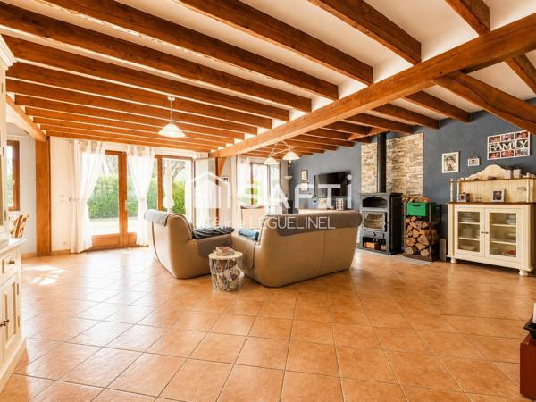 Maison de charme, volumes et fort potentiel