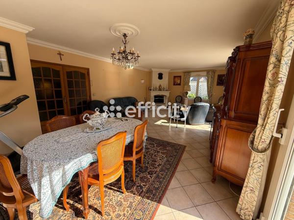 Maison 10 pièces - 235 m²