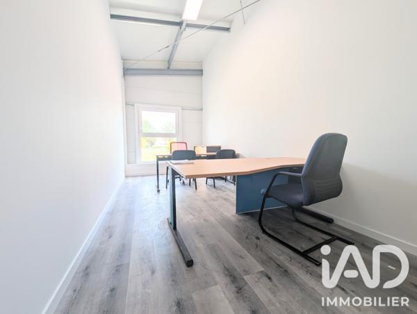 Hangar à vendre 1 249 m² Bertrange