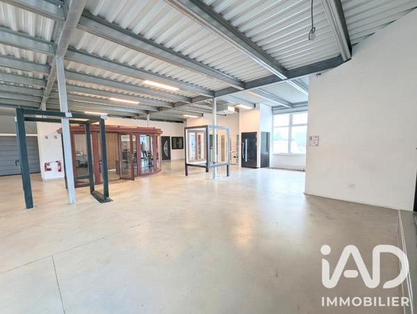 Hangar à vendre 1 249 m² Bertrange