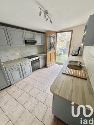 Maison traditionnelle 4 pièces de 71 m² à Verneuil-en-Halatte (60550)