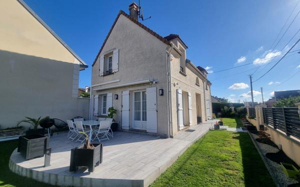 Maison à vendre    6 pièces • 113,12 m2 Domont