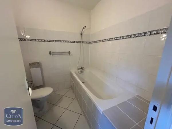 Appartement à louer 2 pièces 37.5m²