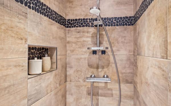 Appartement à vendre    2 pièces • 33 m2 Villeneuve-Loubet