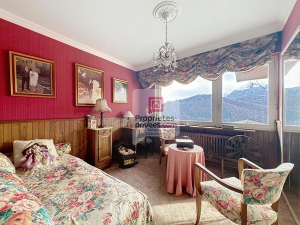 Maison avec T2 Ugine 7 pièces 323 m2