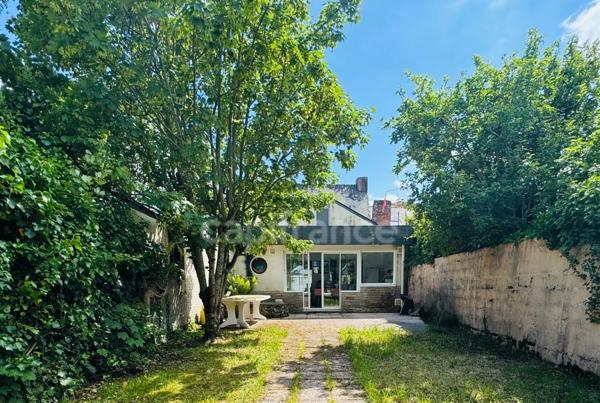 QUIMIAC - MAISON DE PECHEURS + DÉPENDANCE AVEC JARDIN CLOS - ACCÈS PLAGE DE LANSÉRIA ET COMMERCES À PIED