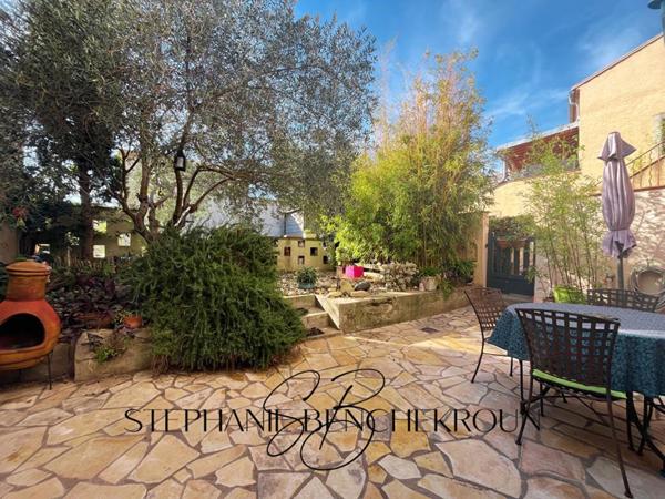 Maison  5 pièce(s) 180 m2