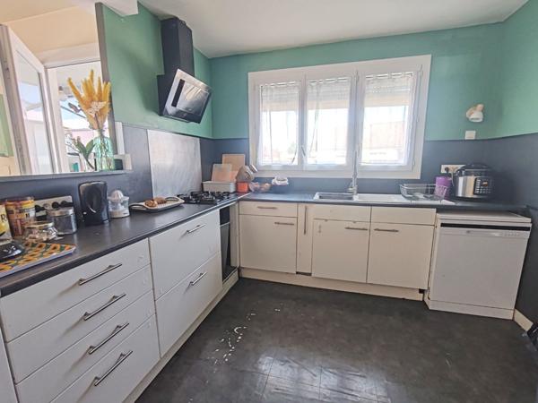 Maison T4...Une vie de plain-pied aux DOUETS !