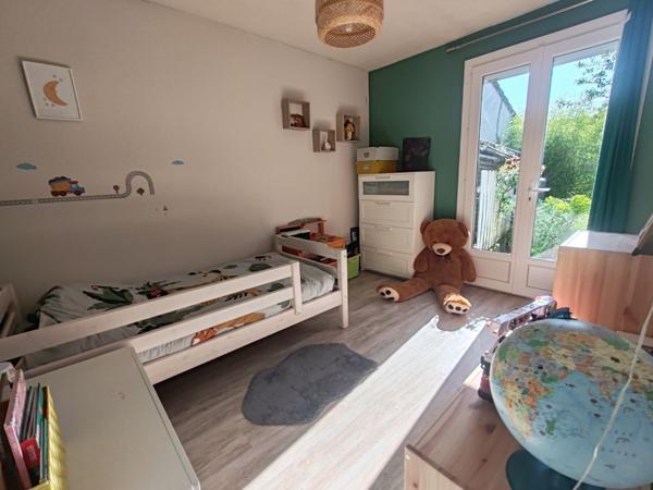 Maison T4...Une vie de plain-pied aux DOUETS !