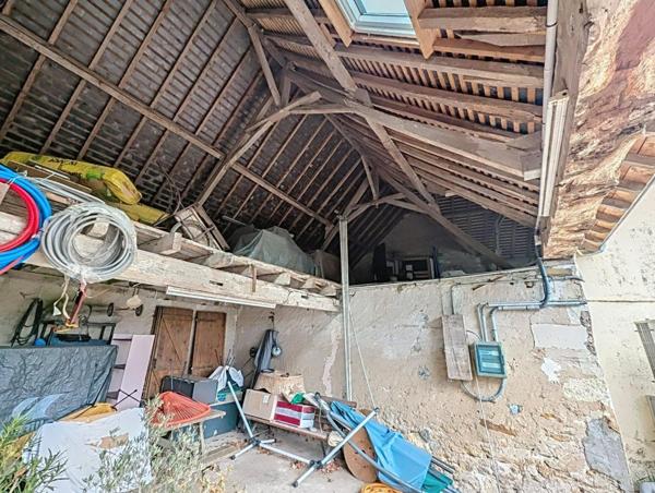 Longère sur grande parcelle sans voisinage