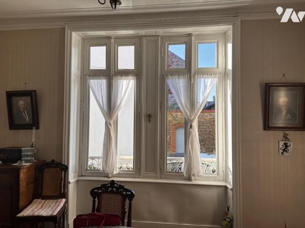 A VENDRE VANNES 56 BELLE MAISON DE VILLE 