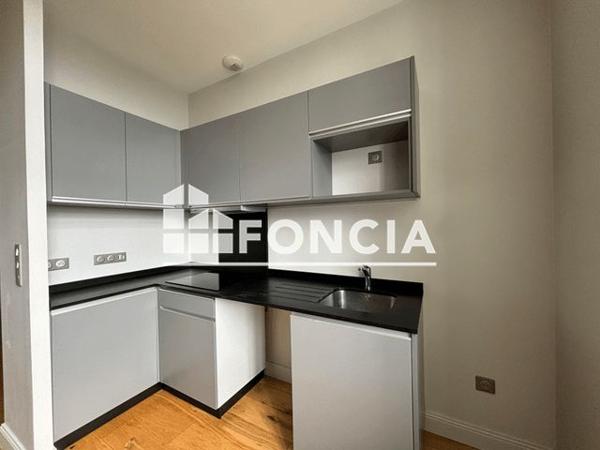 Location Appartement 2 pièces 42.17 m² - 8 RUE MARIE VIRGINIE VASLIN Blois 41000