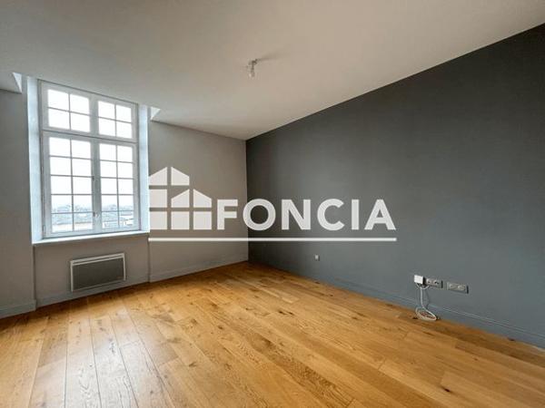 Location Appartement 2 pièces 42.17 m² - 8 RUE MARIE VIRGINIE VASLIN Blois 41000