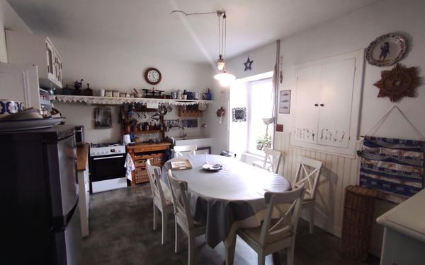 Maison à vendre    7 pièces •  Douarnenez