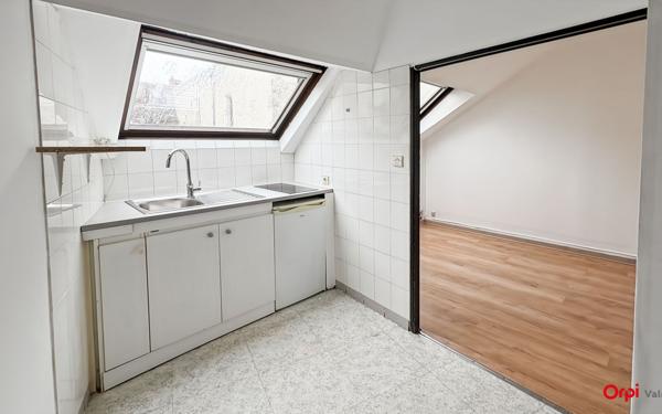 Appartement à louer    1 pièce • 15,25 m2 Beaugency