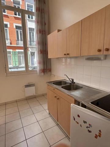 Location - Appartement Lille 59000 2 pièces 50 m 2