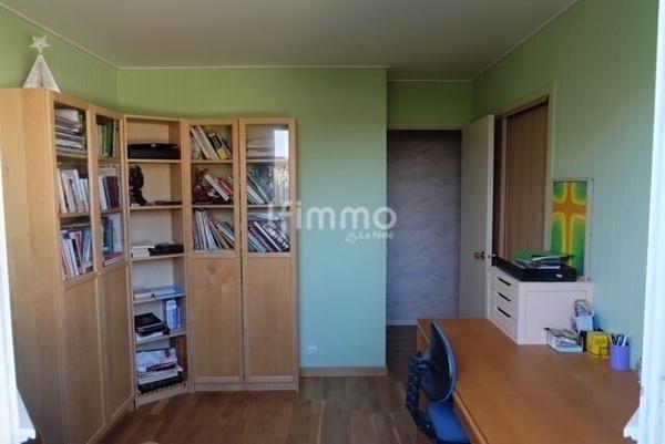 Maison 7 P avec véranda et jardin dans les quartiers chics de Mennecy