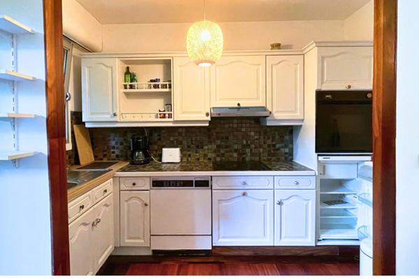 ST MANDE (94) - STUDIO 35 M2 + JARDIN ARBORE PRIVATIF 30 M2 – CALME – PROCHE TRANSPORTS, COMMERCES ET BOIS DE VINCENNES