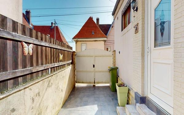 Maison à vendre    4 pièces •  Nilvange