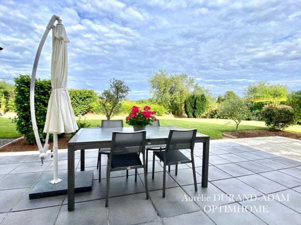 Confortable propriété de 4 chambres - Spacieuse pièce à vivre - Garage - A seulement 10 minutes des plages de Deauville