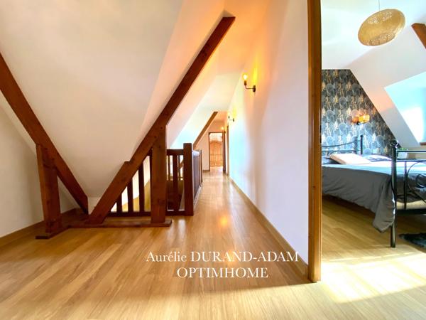 Confortable propriété de 4 chambres - Spacieuse pièce à vivre - Garage - A seulement 10 minutes des plages de Deauville