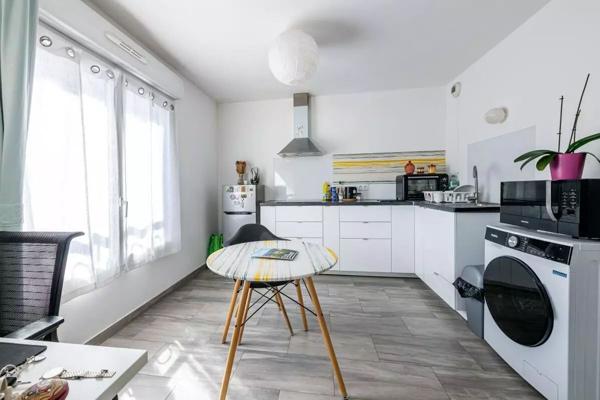 Appartement Noisy Le Grand 1 pièce(s) 28.93 m2