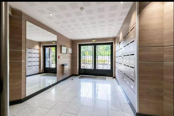 Appartement Noisy Le Grand 1 pièce(s) 28.93 m2