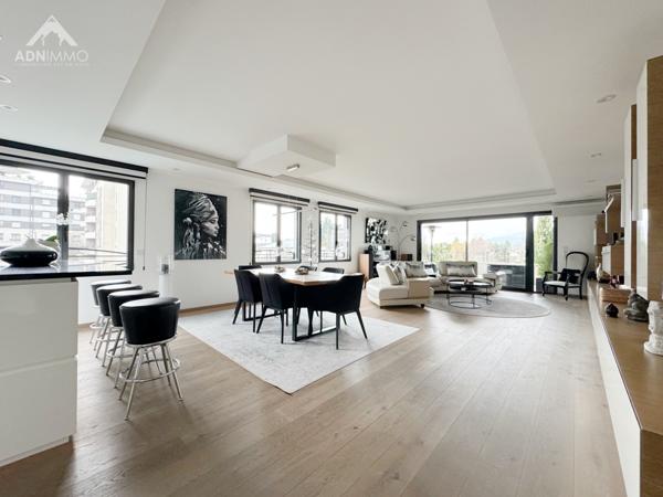 Saint-Genis-Pouilly (01630) Appartement 5 Pièces 163 m2