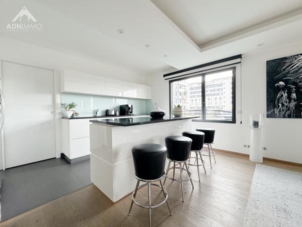 Saint-Genis-Pouilly (01630) Appartement 5 Pièces 163 m2