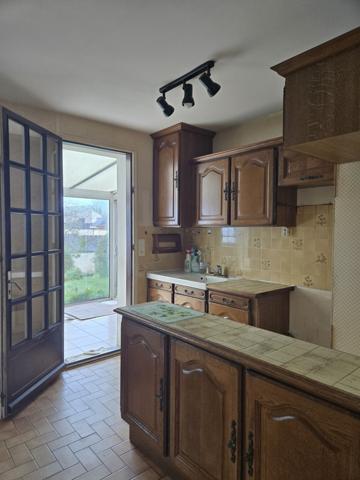 Maison de plain-pied construite en 1984, d’une surface habitable de 46 m² sur un terrain de 456 m², située dan