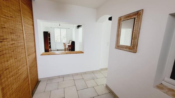 MAISON DE VILLE AVEC 4 CHAMBRES JARDIN ET PISICNE A CARCASSONNE