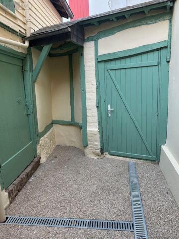 Maison de ville à louer à Cailly en Seine-Maritime (76690), ref : 56
