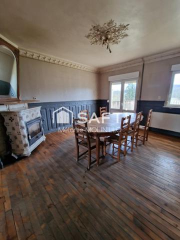 Maison Familliale de 165 m² avec Accès Terrasse édifiée sur un Terrain de 497 m²