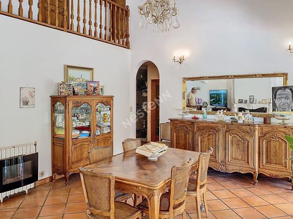 Demeure Provençale Ollioules/La Seyne T6 de 172m² sur un terrain de 2730 m².