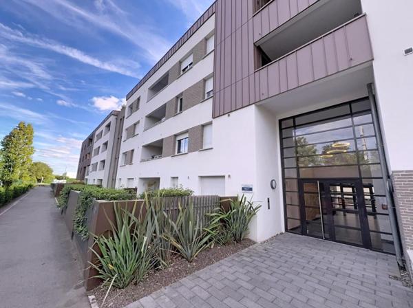 A VENDRE - TOULOUSE quartier Montaudran - Appartement 2 pièces 44m² avec balcon et parking en sous-sol