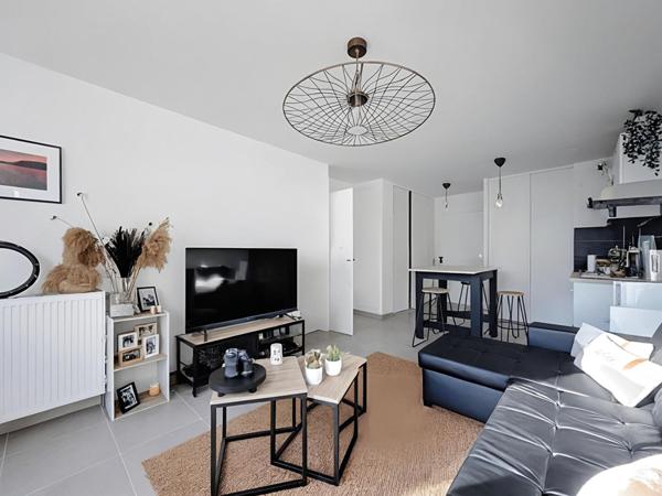 A VENDRE - TOULOUSE quartier Montaudran - Appartement 2 pièces 44m² avec balcon et parking en sous-sol