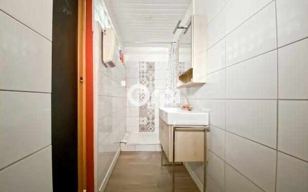 Appartement à vendre    2 pièces • 28,08 m2 La Ciotat