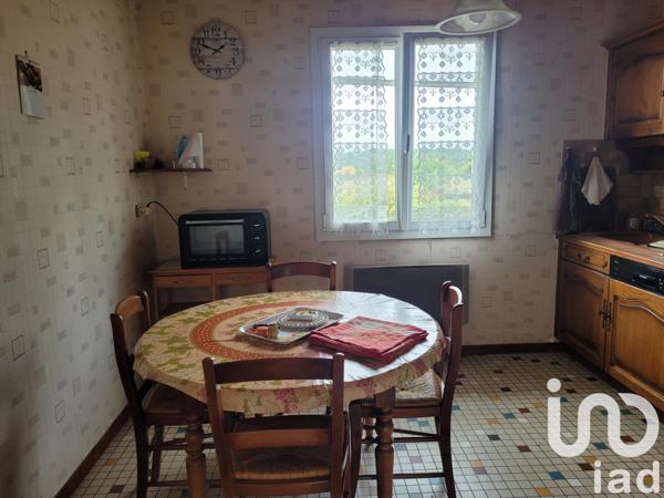 House for sale 4 rooms 88 m² Toulon-sur-Arroux