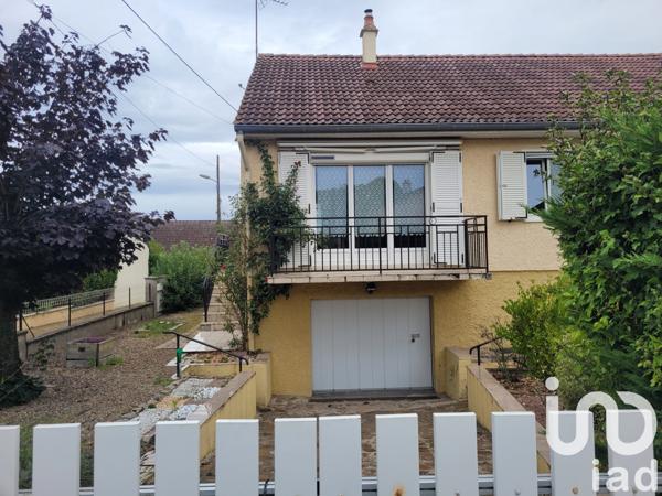 House for sale 4 rooms 88 m² Toulon-sur-Arroux