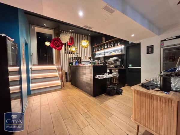 Local commercial à louer 249.75m²